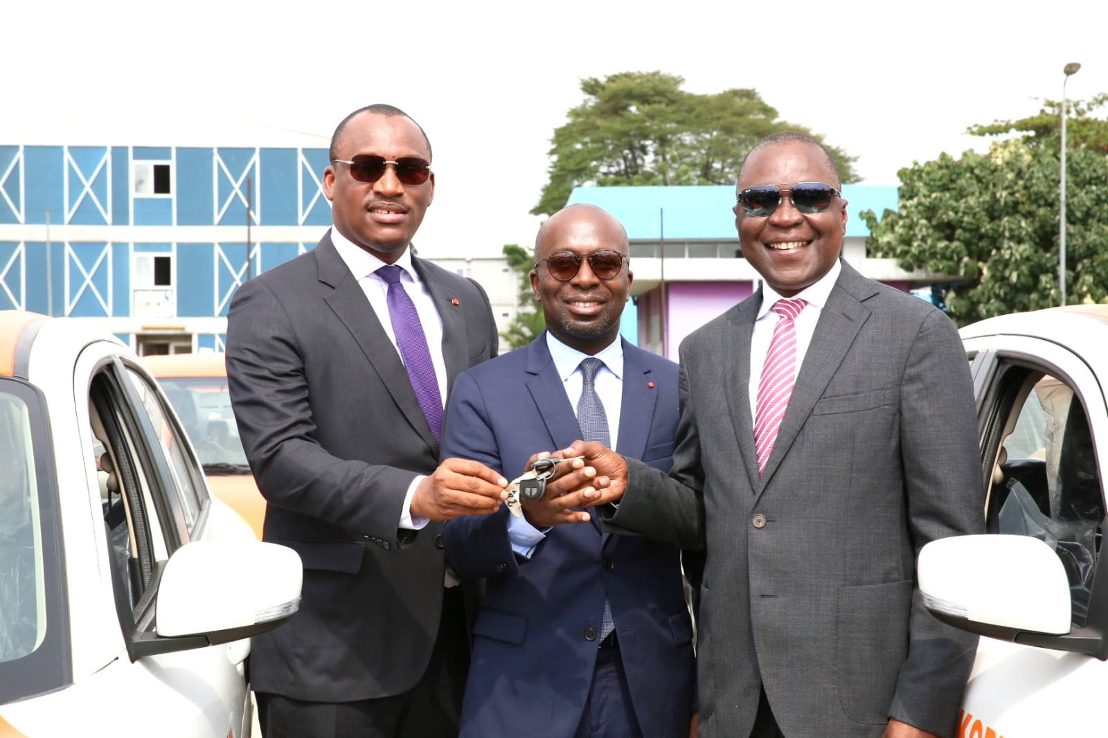 Côte d’Ivoire: Le Gouvernement a remis officiellement 60…